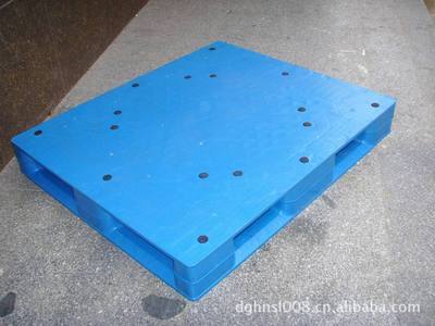 【廠家直銷供應14#藍色塑料卡板,價格便宜,免費LOGO,可定做】價格,廠家,圖片,塑膠托盤,東莞市照鵬塑膠制品(外銷部)-