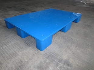 塑料托盤的應用與區域產業特色 以1208九腳塑料托盤為例